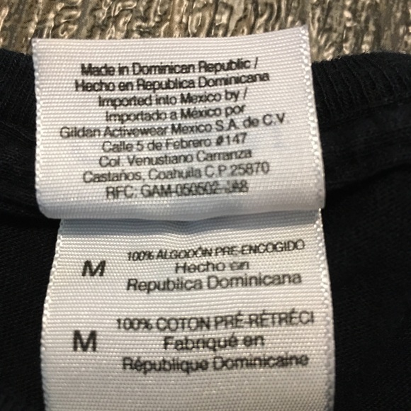 EUC GILDAN Cute Mom’s Baseball Tee - Picture 5 of 6